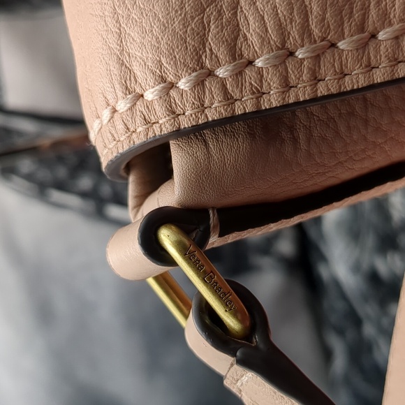 Vera Bradley pink purse - Picture 3 of 16